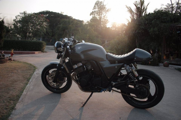 HONDA CB400 CAFE รถสวยสภาพจบแต่งคาเฟ่
