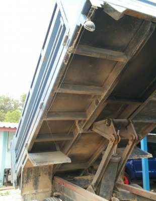 หกล้อ อีซูชุ NPR115ดั้ม5คิว สภาพดีสวยพร้อมใช้ เล่มทะเบียนพร้อมโอน หกล้อ อีซูชุ NPR115ดั้ม5คิว สภาพดีสวยพร้อมใช้ เล่มทะเบียนพร้อมโอน