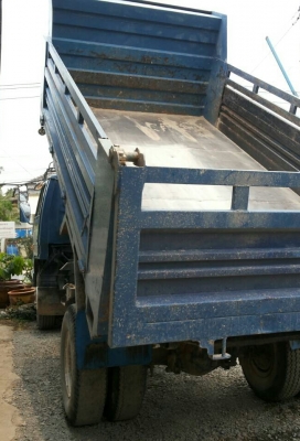 หกล้อ อีซูชุ NPR115ดั้ม5คิว สภาพดีสวยพร้อมใช้ เล่มทะเบียนพร้อมโอน หกล้อ อีซูชุ NPR115ดั้ม5คิว สภาพดีสวยพร้อมใช้ เล่มทะเบียนพร้อมโอน