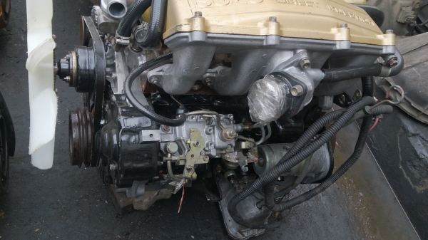 เครื่องยนต์อิซุสุ มังกรทอง 4JAสวยๆ