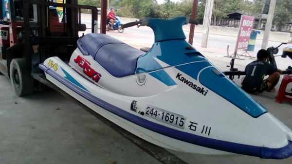 คาวานั่ง 750 เก่าญี่ปุ่น 48,000