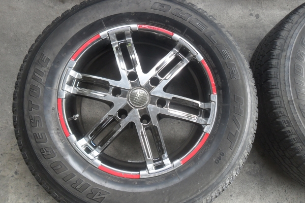 ล้อแม็ก17นิ้ว6รู พร้อมยาง สวยๆ 4 ล้อ ราคา 8900 บาท