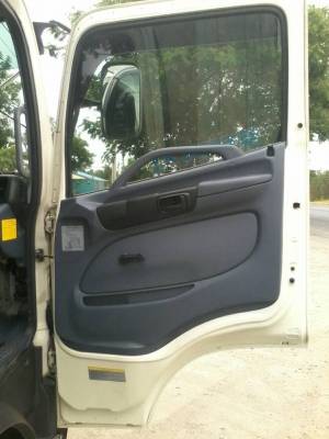 ขาย6ล้อMega500ยูโร3เครื่อง145แรงจดปี53ตู้แห้งยาว5.60เมตร