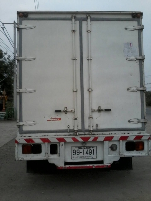 ขาย6ล้อMega500ยูโร3เครื่อง145แรงจดปี53ตู้แห้งยาว5.60เมตร ขาย6ล้อMega500ยูโร3เครื่อง145แรงจดปี53ตู้แห้งยาว5.60เมตร