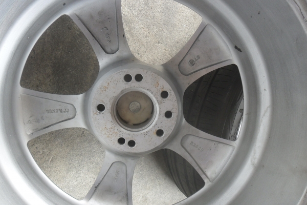 ล้อแม็ก18นิ้ว5รู114 พร้อมยาง สวยๆ 4 ล้อ ราคา 8800 บาท ล้อแม็ก18นิ้ว5รู114 พร้อมยาง สวยๆ 4 ล้อ ราคา 8800 บาท