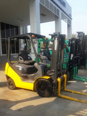 ขายรถ komatsu ขนาด 1.5 ตัน รุ่น20 ปี2011 ดีเซล  เกียร์ ออโต้