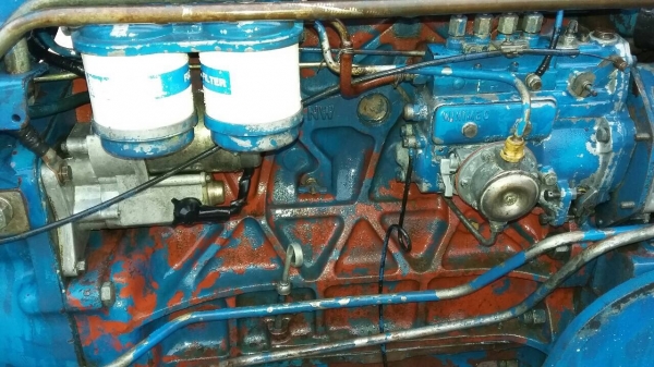 ขาย ฟอร์ด6600เสื้อลายแท้ทั้งคัน มีเล่มทะเบียน