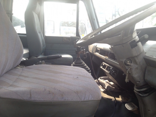 ขายหัวลาก UD 290 ปี 39