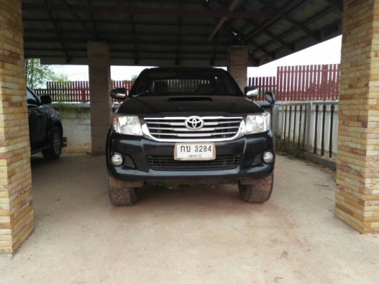 TOYOTA VIGO 2.5CHAMP แม้กขอบ20 4ประตู เกียร์ธรรมดา ไมล์ห้าหมื่นโลแท้ รถมือเดียวครับ ไม่ติดรถคันแรก TOYOTA VIGO 2.5CHAMP แม้กขอบ20 4ประตู เกียร์ธรรมดา ไมล์ห้าหมื่นโลแท้ รถมือเดียวครับ ไม่ติดรถคันแรก