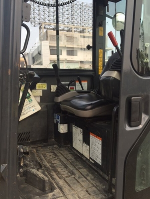 มาถึงแล้วรถขุดKOMATSU PC40MR-2 มาถึงแล้วรถขุดKOMATSU PC40MR-2