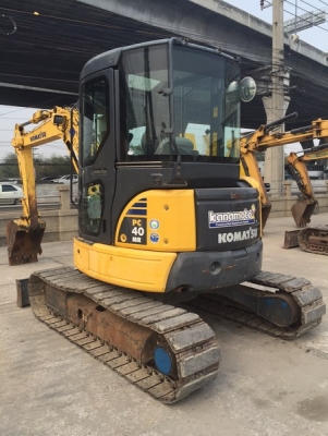 มาถึงแล้วรถขุดKOMATSU PC40MR-2 มาถึงแล้วรถขุดKOMATSU PC40MR-2