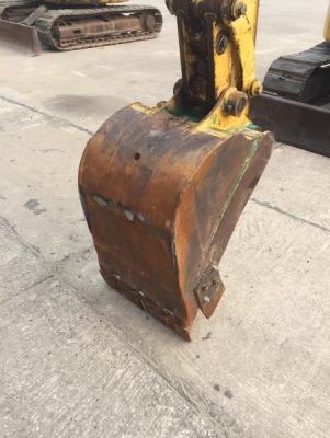 มาถึงแล้วรถขุดKOMATSU PC40MR-2 มาถึงแล้วรถขุดKOMATSU PC40MR-2