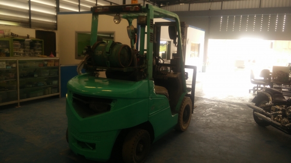 มิตซู 2.5T.เสา3เมตรพร้อมใช้