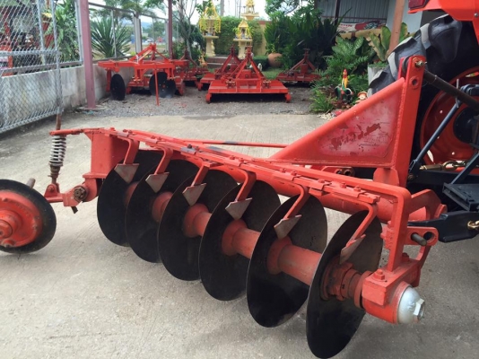 ขายรถไถ Kubota M5000 SU(4WD) พร้อมใบมีดและผานพรวน รถสวย พร้อมใช้งาน ขายรถไถ Kubota M5000 SU(4WD) พร้อมใบมีดและผานพรวน รถสวย พร้อมใช้งาน