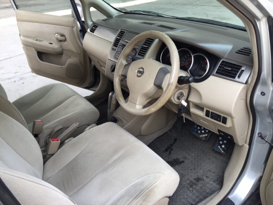 nissan tiida 1.6m สีเทา ปี 2008 รถมือเดียว ไมล์ 175xxx ไม่เคยติดแก๊ส nissan tiida 1.6m สีเทา ปี 2008 รถมือเดียว ไมล์ 175xxx ไม่เคยติดแก๊ส