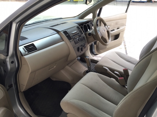 nissan tiida 1.6m สีเทา ปี 2008 รถมือเดียว ไมล์ 175xxx ไม่เคยติดแก๊ส nissan tiida 1.6m สีเทา ปี 2008 รถมือเดียว ไมล์ 175xxx ไม่เคยติดแก๊ส