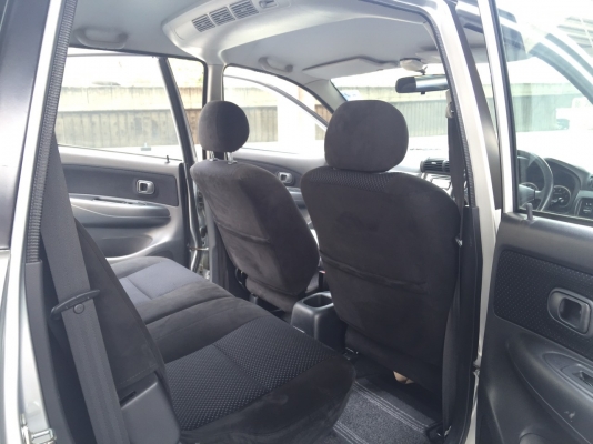 toyota avanza 1.5e สีเทา ปี 2011 รถมือเดียว ไมล์82xxx ติดแก๊ส toyota avanza 1.5e สีเทา ปี 2011 รถมือเดียว ไมล์82xxx ติดแก๊ส