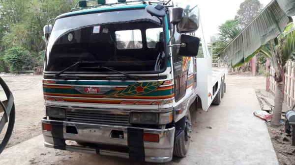 ขายรถ10ล้อ 2เพลา เทรลเลอร์ขึ้นรถเกี่ยวข้าว แท่นเตี้ยยาง825 ขอบ16 เครื่อง212แรง พ.เพาเวอร์ เบรกทิฟฟี่ ภายในสวย แอร์เย็น เอกสารพร้อมโอน สนใจโทร 090-8588220คุณนะ 093-3258446คุณบิว หรือเข้าดูสินค้าอื่นๆได้ที่ www.truck.in.th/498 หรือเพจFacebook ณรงค์ ซื้อขายร ขายรถ10ล้อ 2เพลา เทรลเลอร์ขึ้นรถเกี่ยวข้าว แท่นเตี้ยยาง825 ขอบ16 เครื่อง212แรง พ.เพาเวอร์ เบรกทิฟฟี่ ภายในสวย แอร์เย็น เอกสารพร้อมโอน สนใจโทร 090-8588220คุณนะ 093-3258446คุณบิว หรือเข้าดูสินค้าอื่นๆได้ที่ www.truck.in.th/498 หรือเพจFacebook ณรงค์ ซื้อขายร