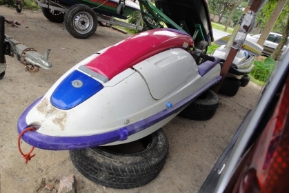 ขายเจ็ทสกียืน KAWASAKI 750cc ราคา38000฿คาบูคู่ เครื่องดีมาก ท้องสวย ไม่แตก 083-635-6333 สุราษฎร์ธานี