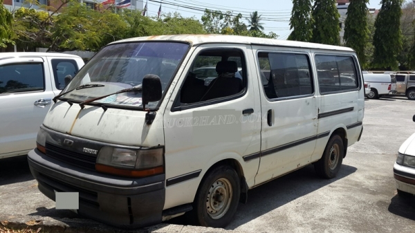 รถตู้ TOYOTA