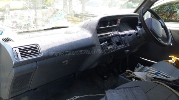 รถตู้ TOYOTA