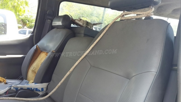 รถตู้ TOYOTA