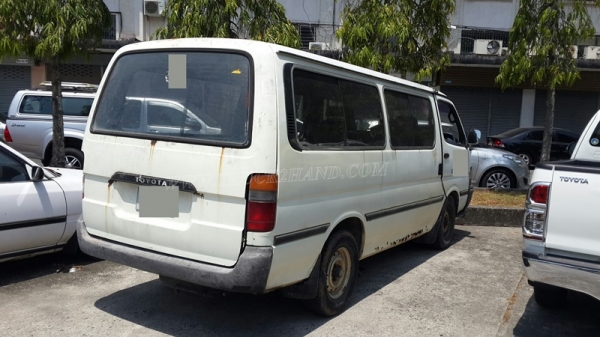 รถตู้ TOYOTA
