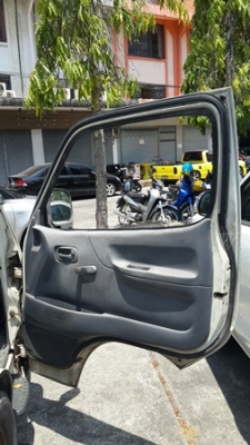 รถตู้ TOYOTA