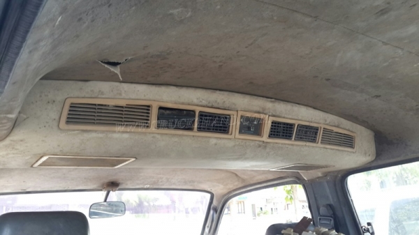 รถตู้ TOYOTA