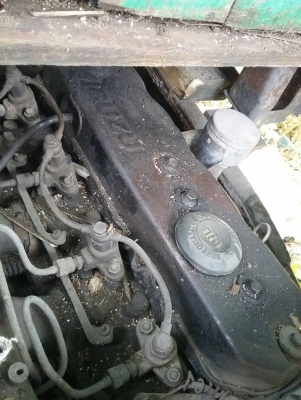 (รถ40ปีเดิมๆ)..6ล้อ หัว-คัสซี..Fหน้าFหลัง..85แรง ไดฮัทสุ(ISUZU) เครื่อง4BC2-159124 ปี2519..เล่มทะเบียนพร้อม ชุดโอน