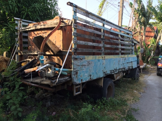 (รถ40ปีเดิมๆ)..6ล้อ หัว-คัสซี..Fหน้าFหลัง..85แรง ไดฮัทสุ(ISUZU) เครื่อง4BC2-159124 ปี2519..เล่มทะเบียนพร้อม ชุดโอน