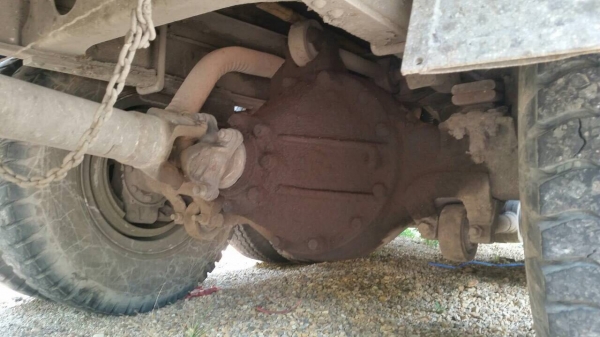 รถอีซูซุ 10 ล้อ หลังถนน FSR  185 แรงม้า. ปี 48. , ( * เดิม 6 ล้อทำ 10 ล้อ. )      สนใจติดต่อ  081 - 6079515