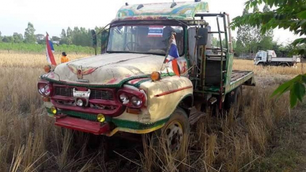 ขายเทรลเลอร์หัวยาว ขึ้นแบคโค120ได้ เครื่อง168แรง EH700 สภาพพร้อมใช้งาน (ไม่มีเล่มทะเบียน)สนใจโทร 090-8588220คุณนะ 093-3258446คุณบิว หรือเข้าดูสินค้าอื่นๆได้ที่ www.truck.in.th/498 หรือเพจFacebook ณรงค์ ซื้อขายรถมือสอง (เว็บไซต์ส่วนตัว) หรือFacebook คุณนะ ขายเทรลเลอร์หัวยาว ขึ้นแบคโค120ได้ เครื่อง168แรง EH700 สภาพพร้อมใช้งาน (ไม่มีเล่มทะเบียน)สนใจโทร 090-8588220คุณนะ 093-3258446คุณบิว หรือเข้าดูสินค้าอื่นๆได้ที่ www.truck.in.th/498 หรือเพจFacebook ณรงค์ ซื้อขายรถมือสอง (เว็บไซต์ส่วนตัว) หรือFacebook คุณนะ