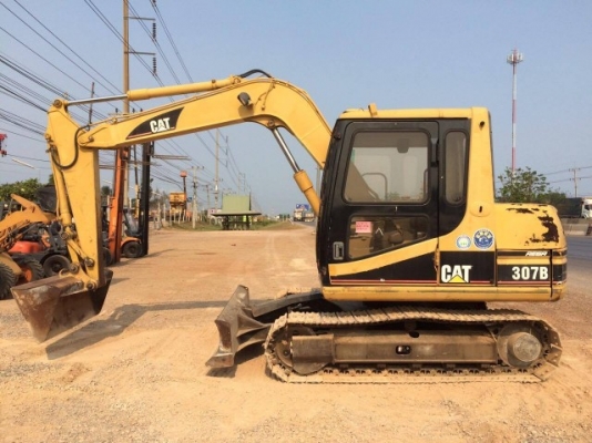 ขายรถแบคโฮ CAT 307B สภาพสวยพร้อมใช้ นำเข้าจากญี่ปุ่น มีVDOการทำงานครับ