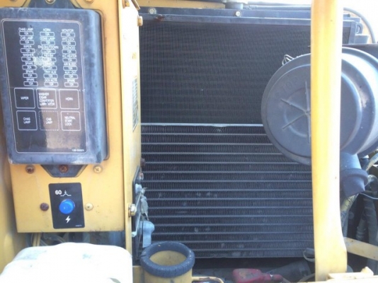 ขายรถแบคโฮ CAT 307B สภาพสวยพร้อมใช้ นำเข้าจากญี่ปุ่น มีVDOการทำงานครับ