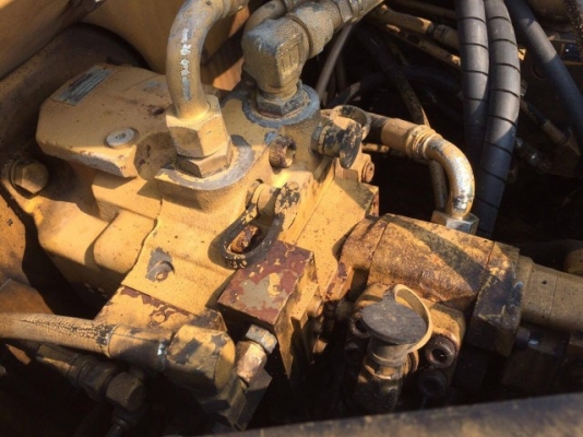 ขายรถแบคโฮ CAT 307B สภาพสวยพร้อมใช้ นำเข้าจากญี่ปุ่น มีVDOการทำงานครับ