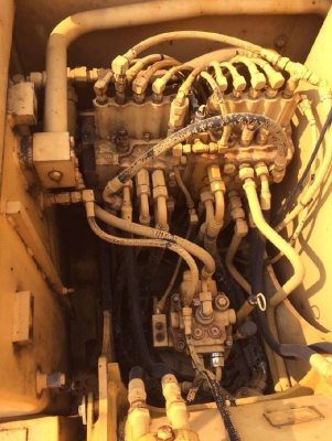 ขายรถแบคโฮ CAT 307B สภาพสวยพร้อมใช้ นำเข้าจากญี่ปุ่น มีVDOการทำงานครับ