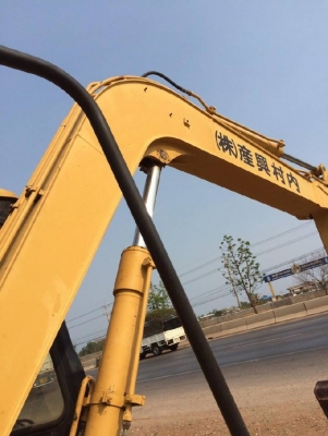 ขายรถแบคโฮ CAT 307B สภาพสวยพร้อมใช้ นำเข้าจากญี่ปุ่น มีVDOการทำงานครับ
