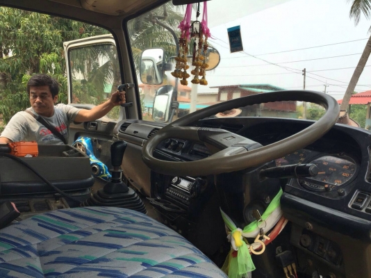 ขายรถเทเลอร์ ISUZU FVZ33MZ เครื่อง 6HH1-195 แรง ปี 42 แชสซีสวย พร้อมใช้งาน