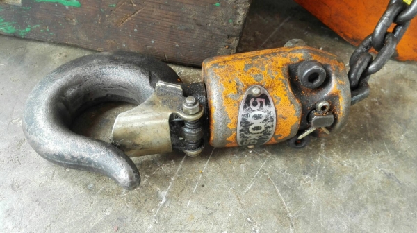 **** ขายแล้วครับ!! **** รอกโซ่ไฟฟ้า HITACHI 500 kg. 380V โซ่ยาว 6 m. อุปกรณ์ครบดึงนุ่มเงียบพร้อมใช้งาน **** ขายแล้วครับ!! **** รอกโซ่ไฟฟ้า HITACHI 500 kg. 380V โซ่ยาว 6 m. อุปกรณ์ครบดึงนุ่มเงียบพร้อมใช้งาน