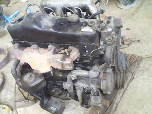 ขายเครื่อง  isuzu4 jg2