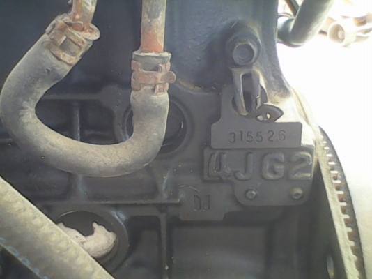 ขายเครื่อง  isuzu4 jg2