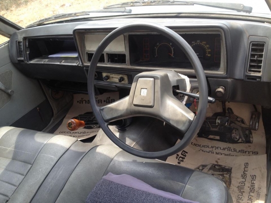 ขายอีซุซูkbz2500มังกือทะเบียนโอน