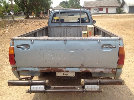 ขายอีซุซูkbz2500มังกือทะเบียนโอน