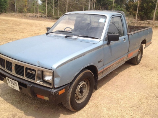 ขายอีซุซูkbz2500มังกือทะเบียนโอน