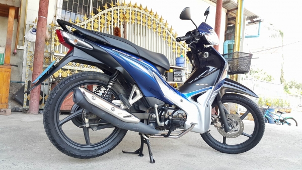 Wave 110i 2014 ตัว RS ท้อปสุด สตาร์ทมือ วิ่งน้อยไม่แพง ต่อรองได้ Wave 110i 2014 ตัว RS ท้อปสุด สตาร์ทมือ วิ่งน้อยไม่แพง ต่อรองได้