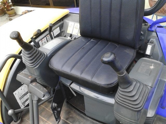 KOMATSU PC 35 MRX-1 เก่านอกแท้ๆ KOMATSU PC 35 MRX-1 เก่านอกแท้ๆ