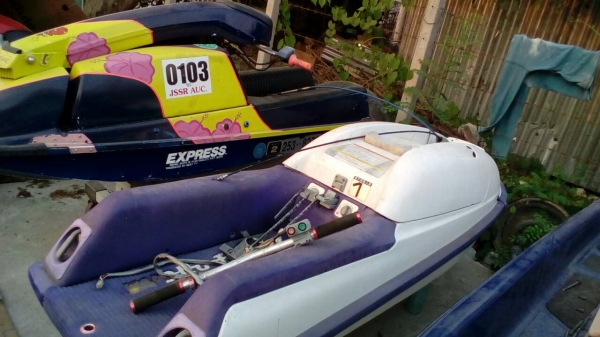 ีคาวา 550 เก่าญี่ปุ่น มีหลายลำ