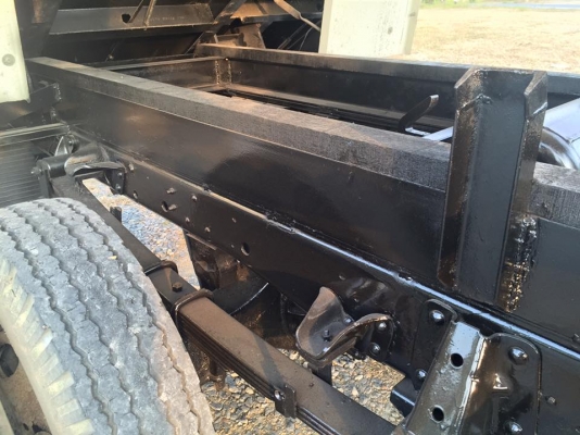 ขาย 6 ล้อดั้ม NPR วางเครื่อง 130 แรง ปี 1998 ยาว 4.20 เมตร ช่วงล่าง F หน้า - หลัง ต่อดั้มใหม่ กะบะบิเนียบใหม่ ทำสีใหม่หมด พวงมาลัยเพาเวอร์  คัดซีสวย ภายในครบ รถสวยพร้อมใช้งานเลย  รถยังไม่เคยใช้งาน ต่อเสร็จใหม่ๆเลยครับ เอาไปใช้ได้เลยขาย 6 ล้อดั้ม NPR วางเค