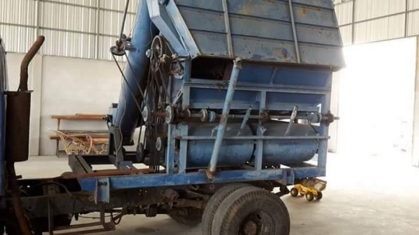 ขายรถนวดข้าว TL85แรง ตู้นวดใช้งานได้ปกติ สภาพพร้อมใช้งาน เอกสารพร้อมโอน สนใจโทร 090-8588220คุณนะ 093-3258446คุณบิว หรือเข้าดูสินค้าอื่นๆได้ที่ www.truck.in.th/498 หรือเพจFacebook ณรงค์ ซื้อขายรถมือสอง (เว็บไซต์ส่วนตัว) หรือFacebook คุณนะ รถบรรทุก